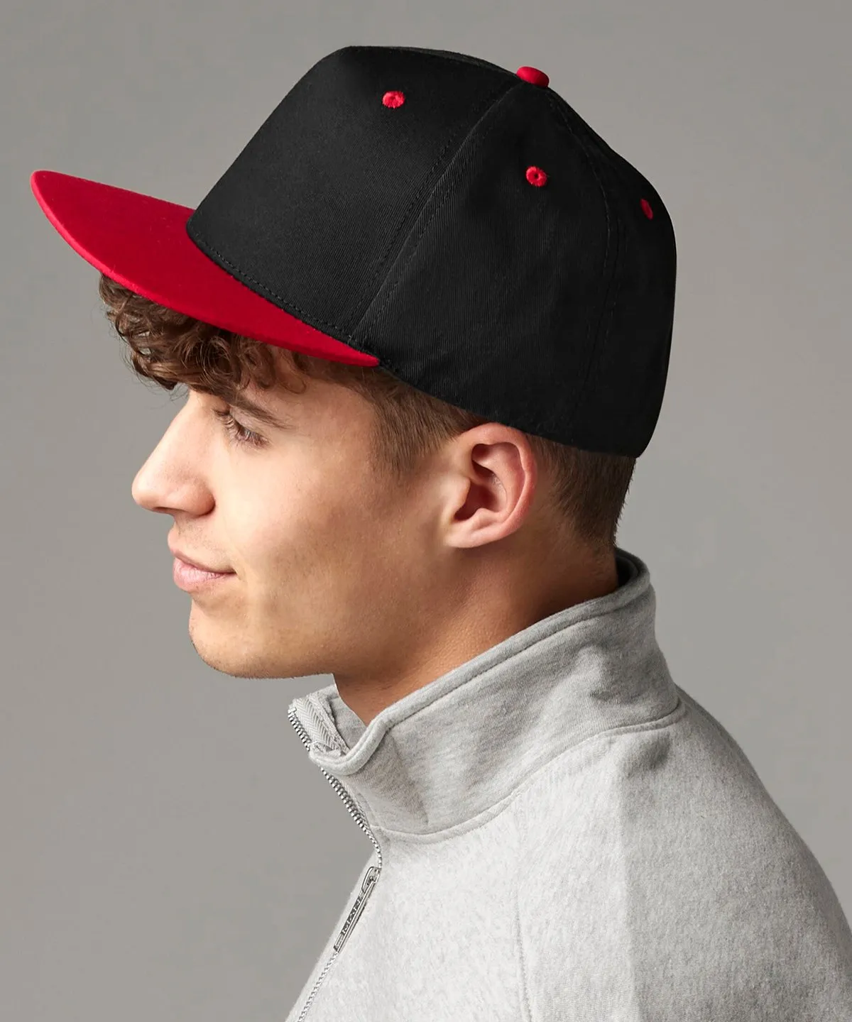 5-panel contrast snapback view 2