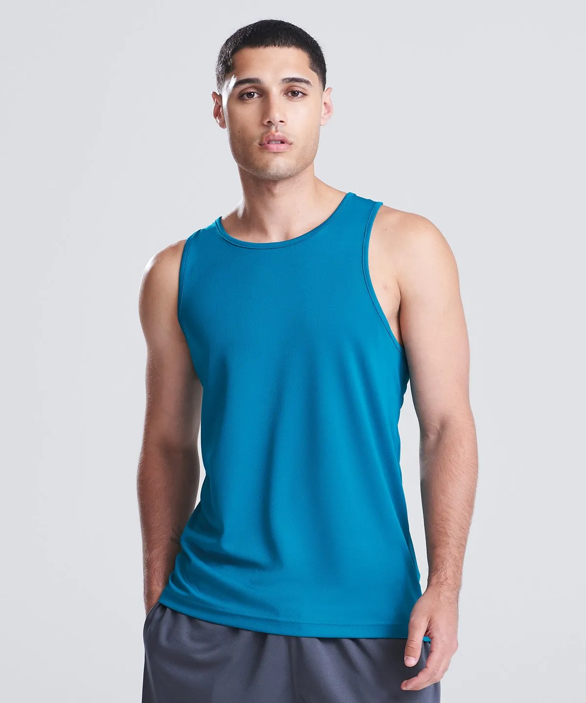 Cool vest view 3