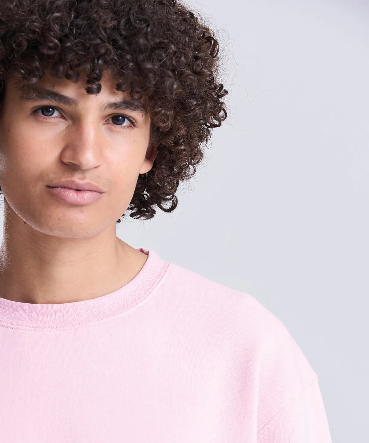 Organic sweatshirt view 4